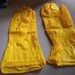 2 pair med yellow gloves For Cleaning